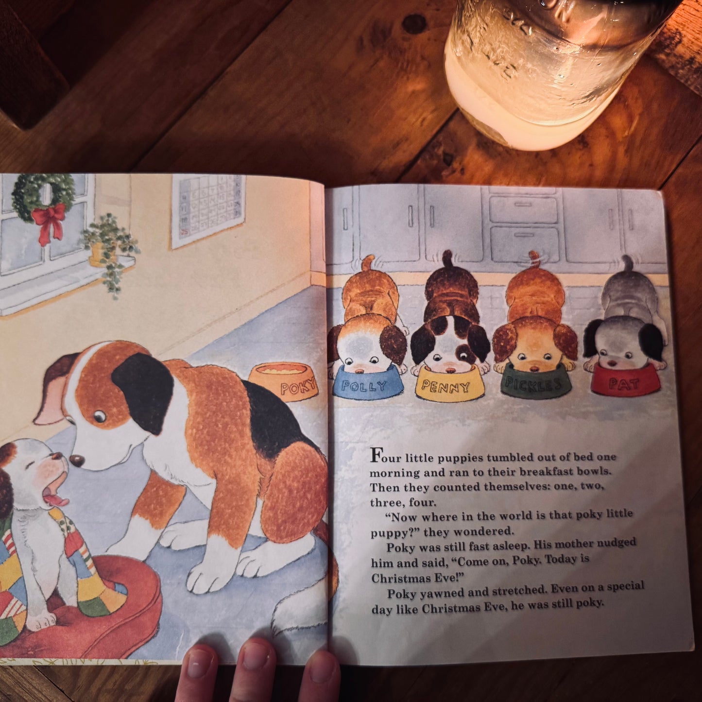 Book - Set of Two Vintage Christmas Books