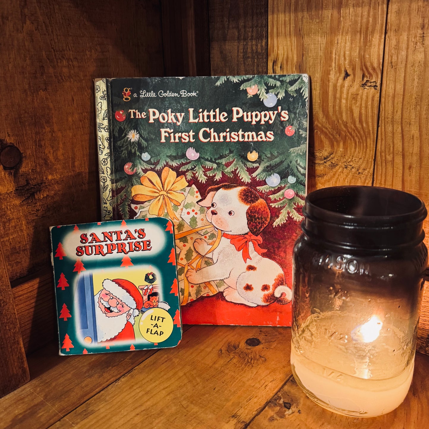Book - Set of Two Vintage Christmas Books